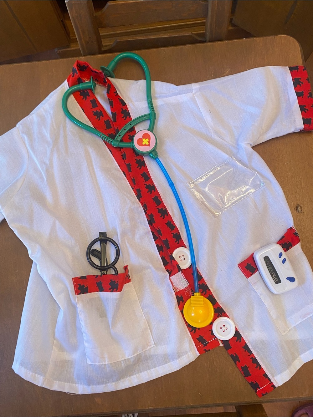 Toddler’s Veterinarian Costume Including Medical Kit
